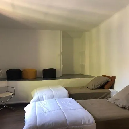 Holiday home Maison Au Coeur D'un Vignoble Cases-de-Pene